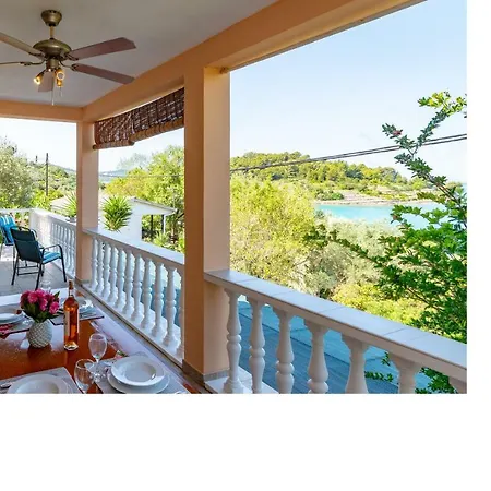 Apartman Korina Gradina *